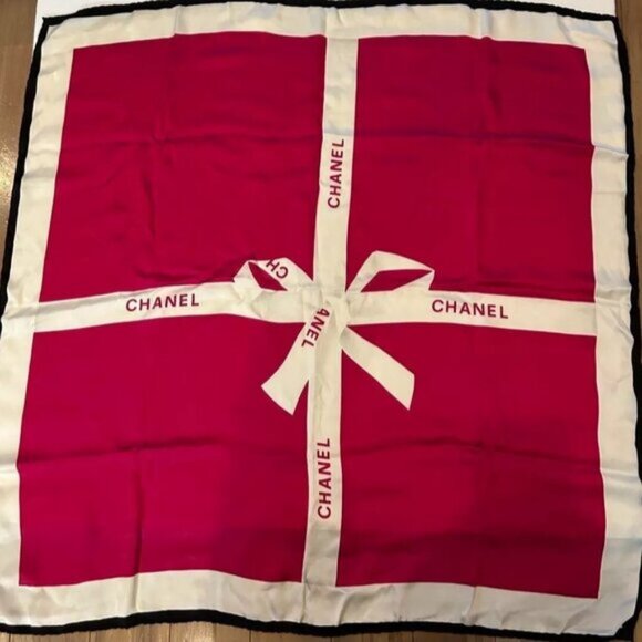 CHANEL Scarf 350-042525 - Picture 1 of 10